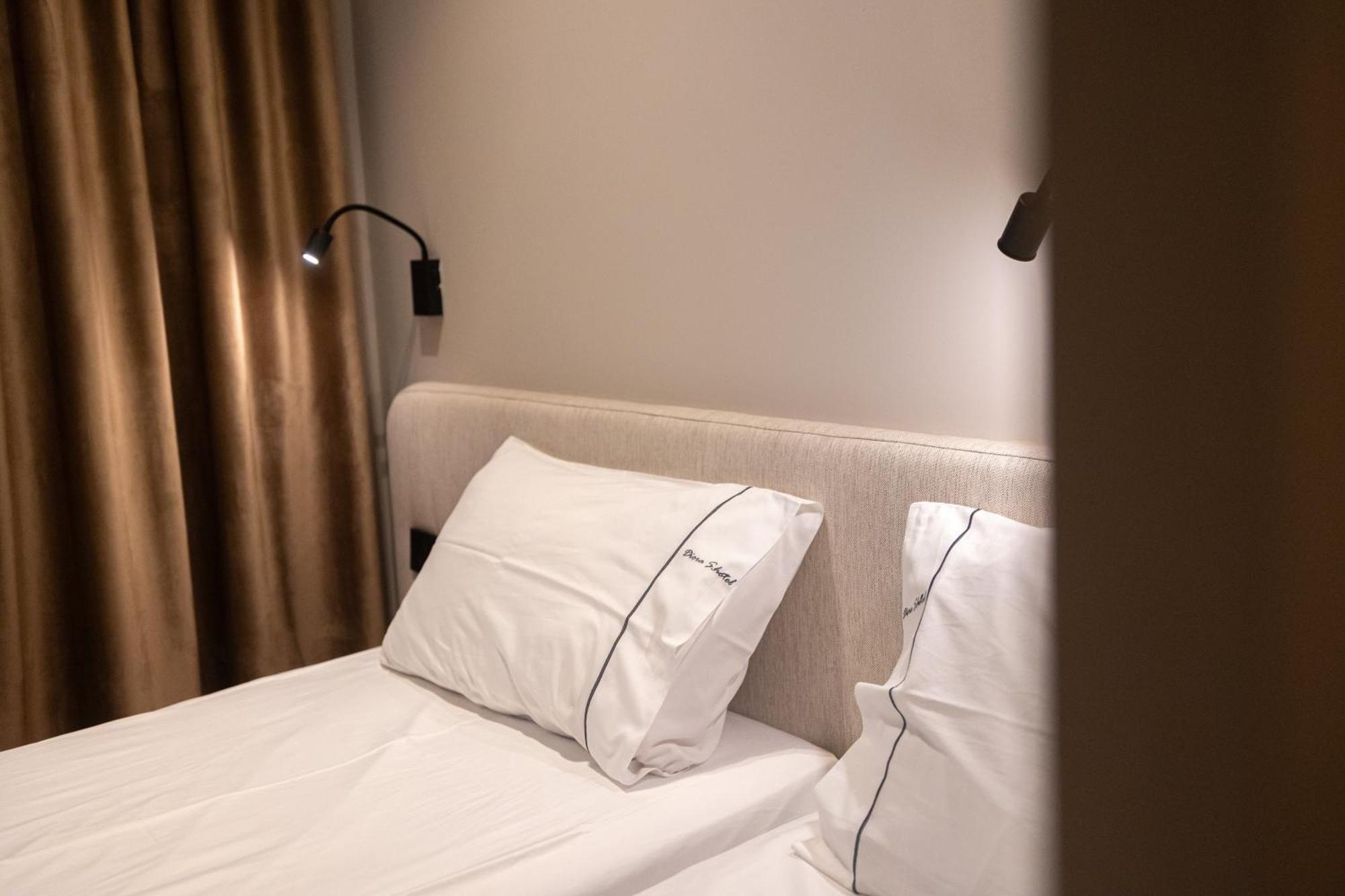 Diora'S Hotel And Apartments Vlore Room photo